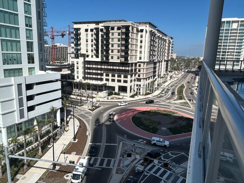 More Photos Of 211 Tamiami Trl, Sarasota Freestanding For Lease