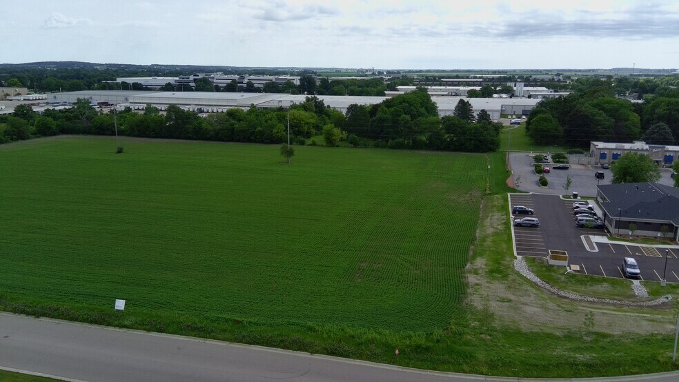 More Photos Of 623 Midland Rd, Janesville Land For Sale