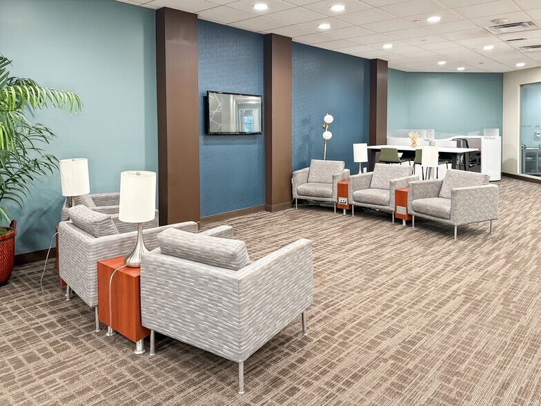 More Photos Of 1910 S Stapley Dr, Mesa Coworking Space