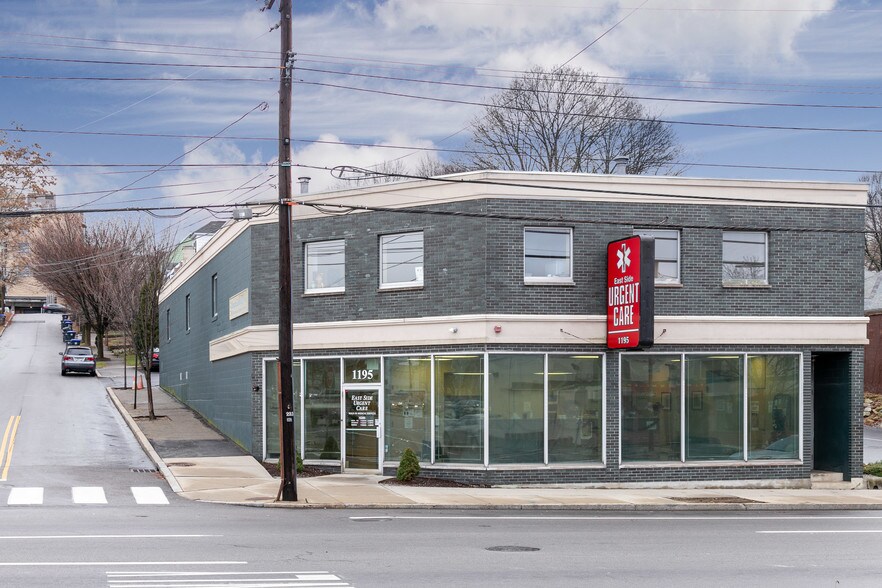 Primary Photo Of 1195 N Main St, Providence Medical For Lease