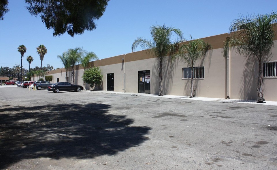 More Photos Of 13656-13666 Bora Dr, Santa Fe Springs Warehouse For Lease