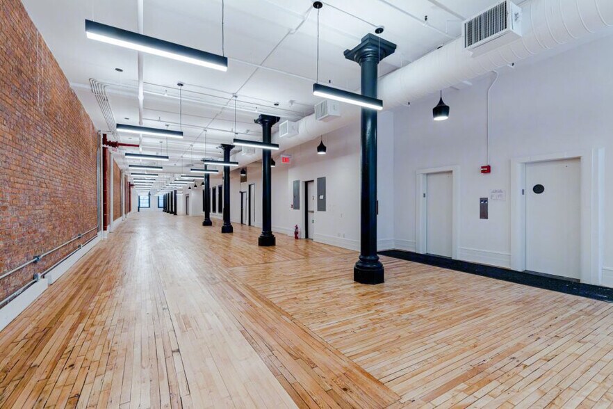 More Photos Of 625 Broadway, New York Office For Lease