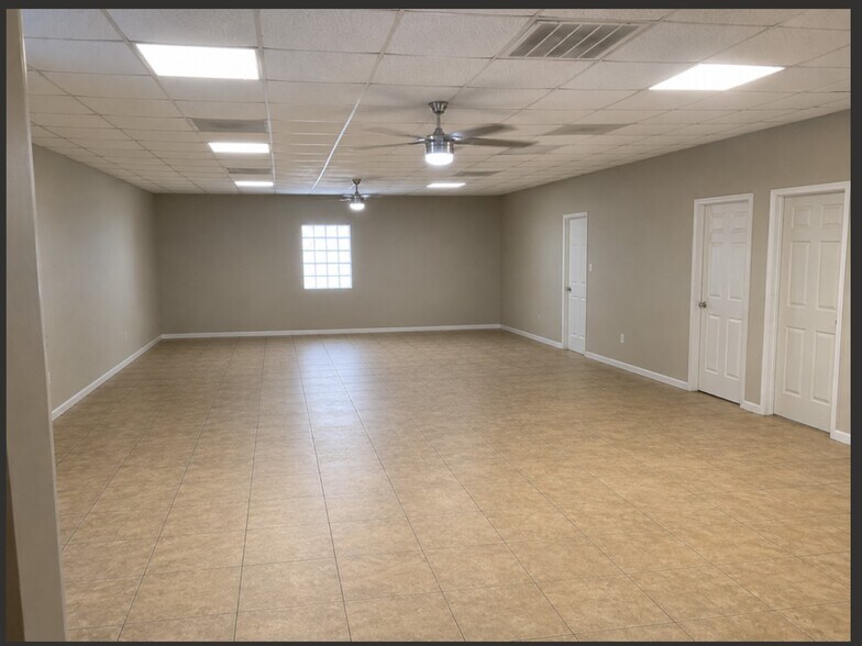 More Photos Of 25210 Richards Rd, Spring Loft Creative Space For Lease