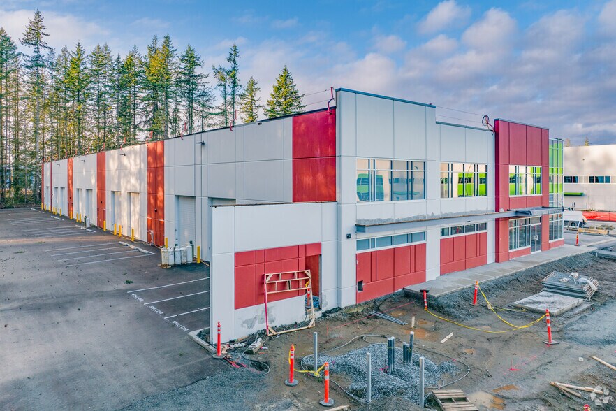 More Photos Of 19476 34A Av, Surrey Warehouse For Lease