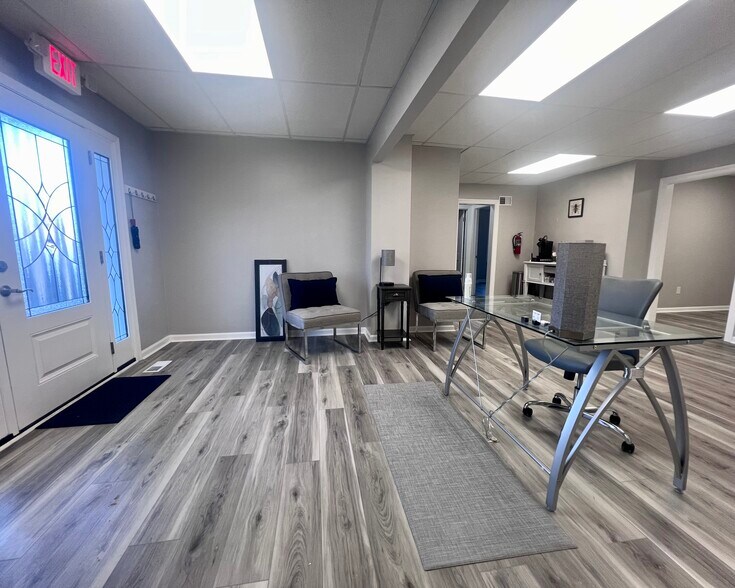 More Photos Of 5311 Patterson Ave, Richmond Coworking Space