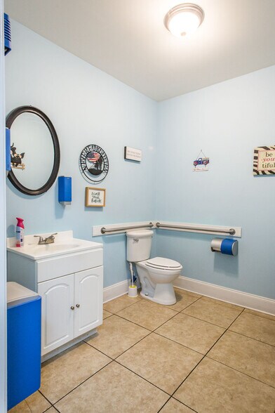 More Photos Of 3005 US Highway 84, Blackshear Storefront For Sale