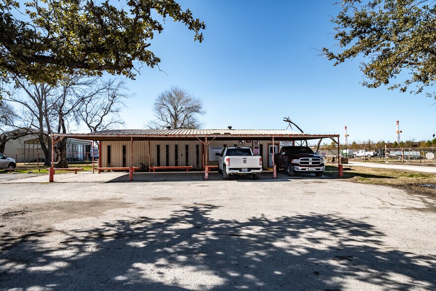 More Photos Of 8325 Miller Road 2, Houston Warehouse For Sale