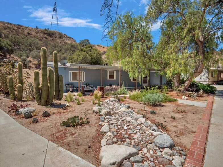 More Photos Of 15142 Sierra Hwy, Santa Clarita Land For Sale