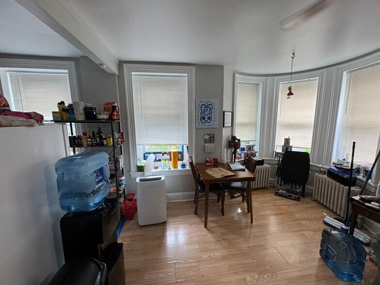 More Photos Of 1641 W Girard Ave, Philadelphia Office Residential For Sale