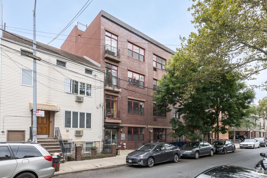 Primary Photo Of 294 Ainslie St, Brooklyn Apartments For Sale