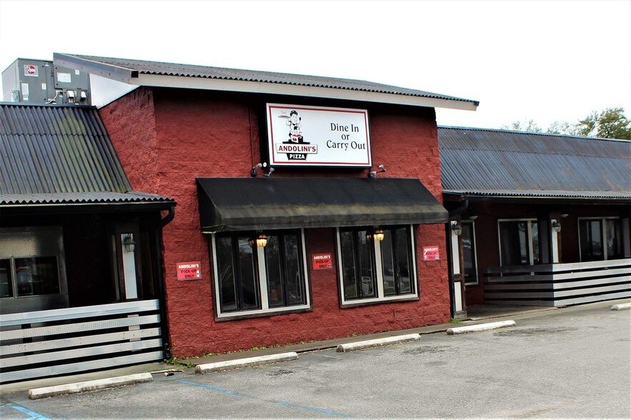 More Photos Of 6610 Rivers Ave, Charleston Freestanding For Lease