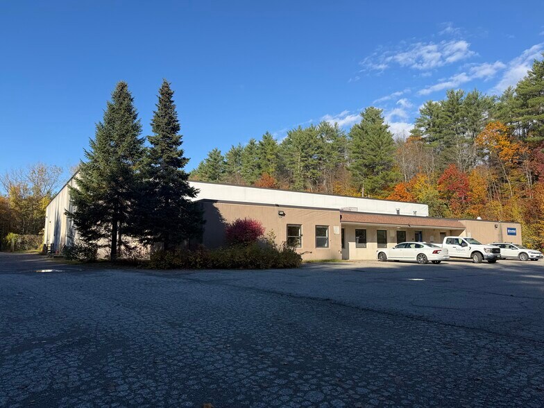 More Photos Of 917 US-Route 5 Rt, Dummerston Flex For Lease