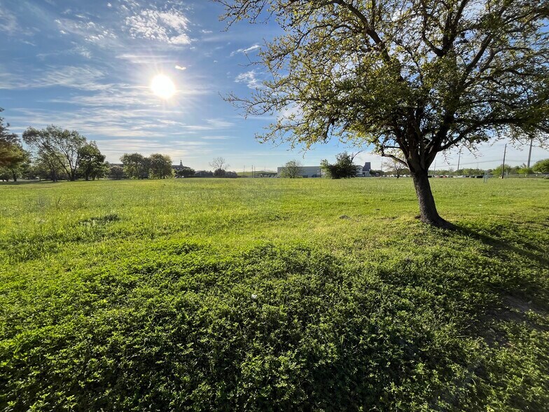 More Photos Of 5900 Antoine Dr, Houston Land For Sale