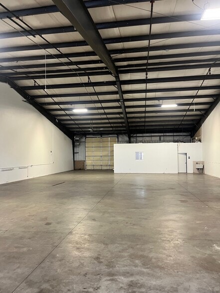 More Photos Of 7501 York St, Denver Warehouse For Lease