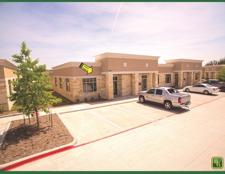 More Photos Of 3900 S Stonebridge Dr, McKinney Medical For Lease