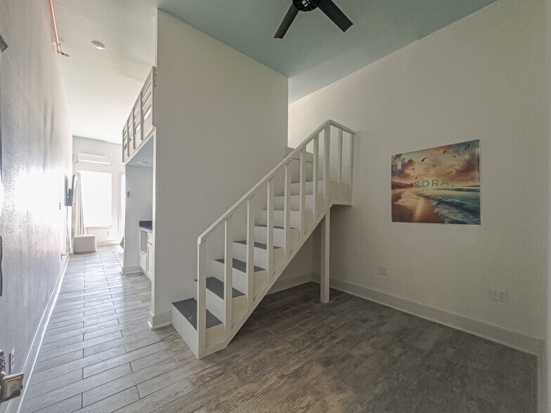 More Photos Of 947 Barkley St, Gilchrist Multifamily For Sale