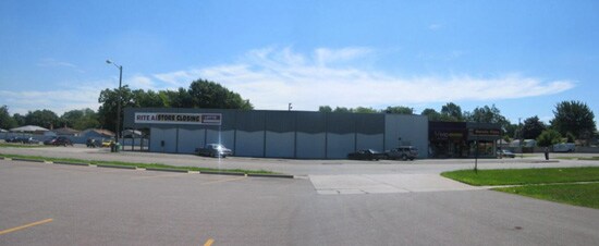More Photos Of 4007-4019 Pelham Rd, Dearborn Heights Storefront Retail Office For Lease