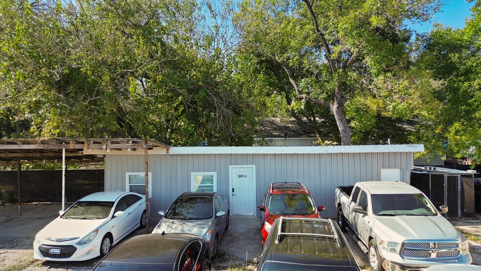 More Photos Of 7215 N Shepherd Dr, Houston Auto Repair For Sale