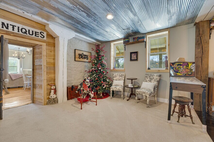 More Photos Of 305 N Main St, Ste Genevieve Storefront Retail Residential For Sale