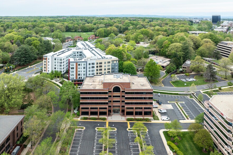 More Photos Of 11490 Commerce Park Dr, Reston Office For Sale