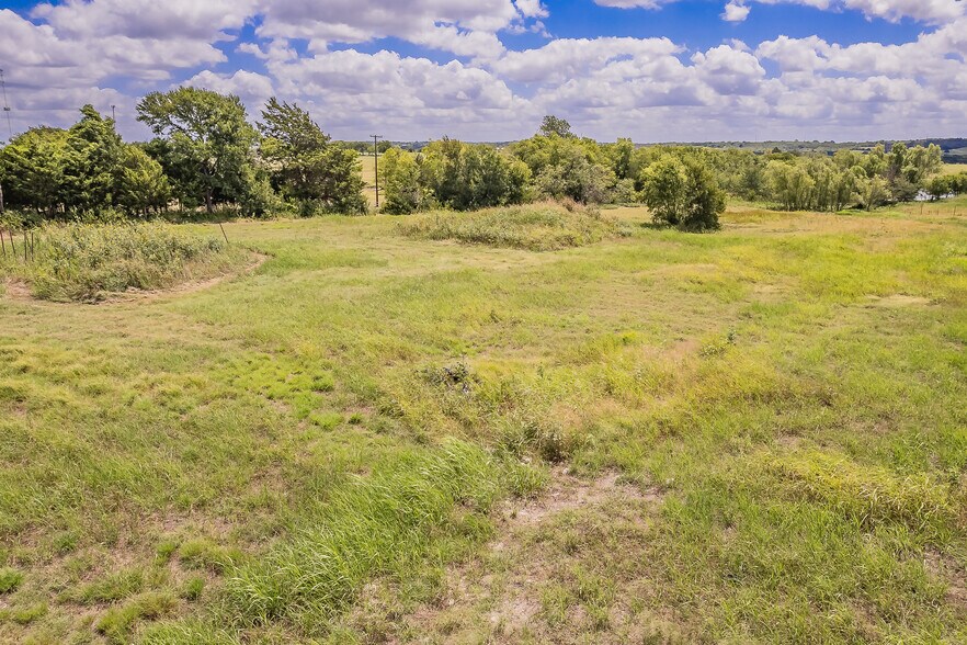 More Photos Of 1601 N Interstate 45, Palmer Land For Sale