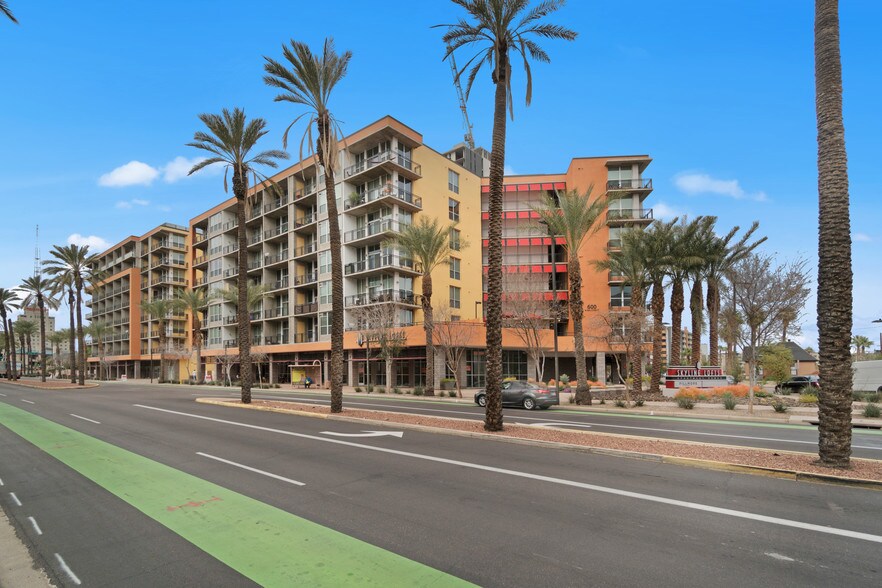 More Photos Of 600 N 4th St, Phoenix Apartments For Lease