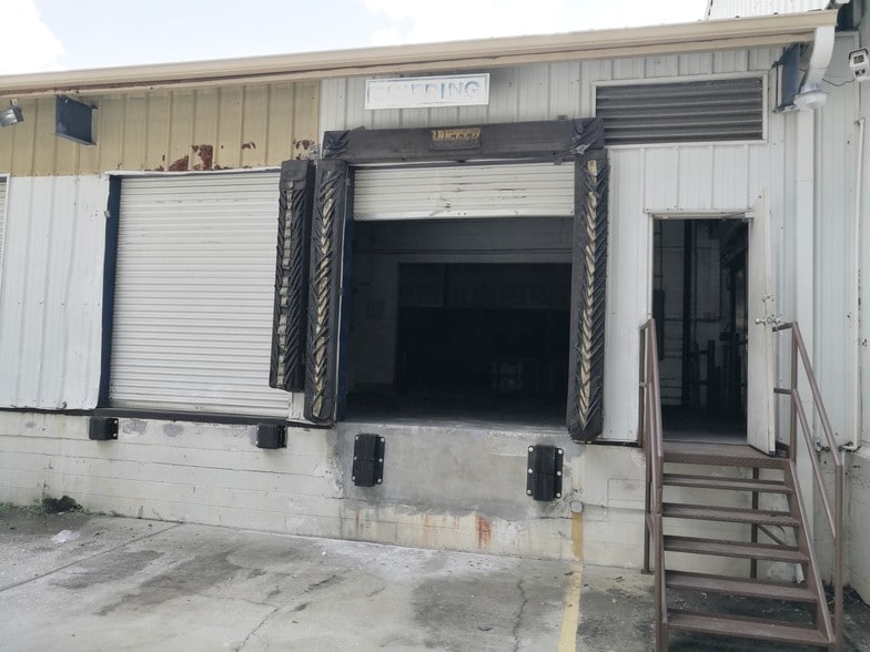 More Photos Of 1331 Gunn Hwy, Odessa Warehouse For Sale