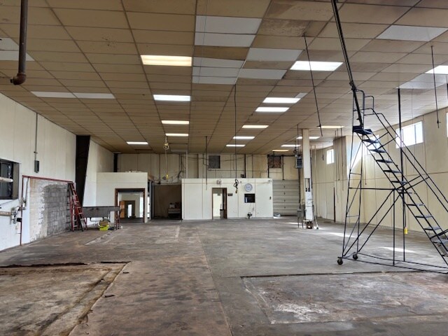 More Photos Of 3519 Clark Ave, Cleveland Manufacturing For Sale