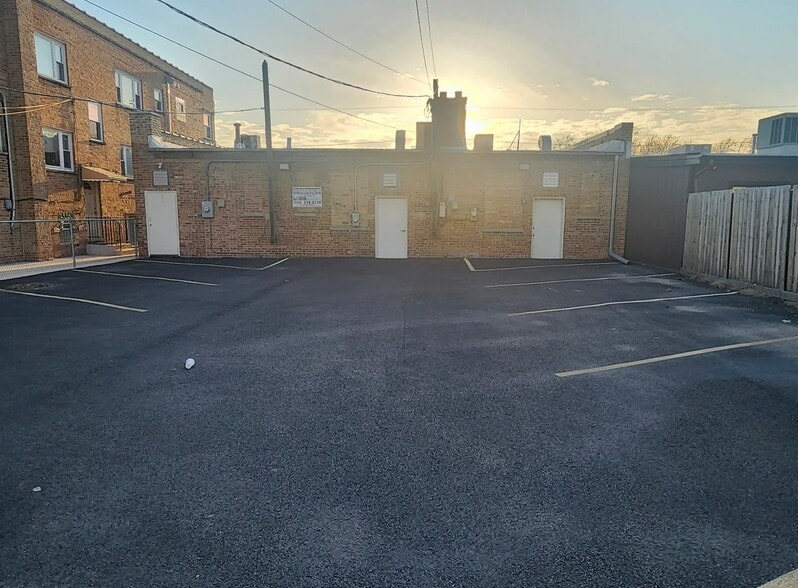 More Photos Of 3753 N Harlem Ave, Chicago Storefront For Sale