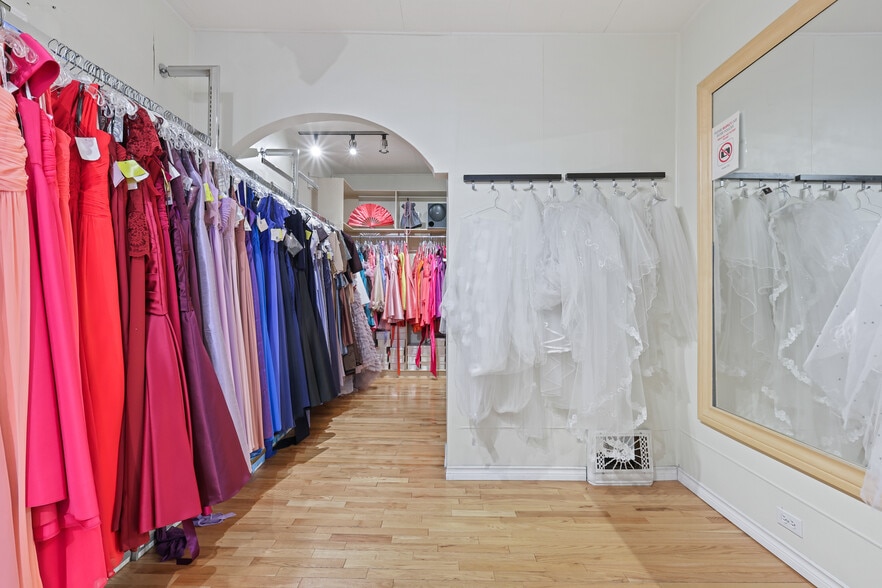 More Photos Of 620 Marsh Rd NE, Calgary General Retail For Lease