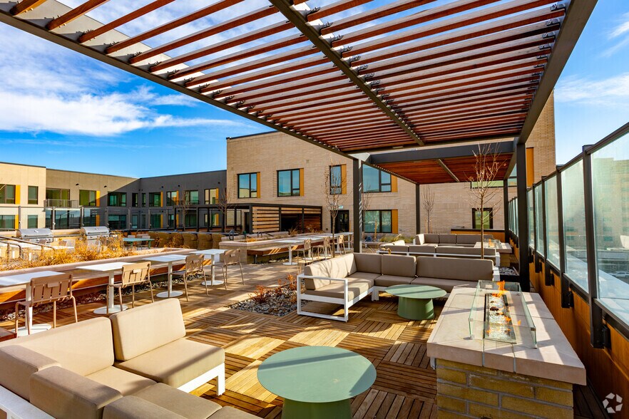 More Photos Of 1380 Uvalda St, Aurora Apartments For Lease