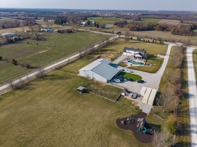 More Photos Of 836 E Highway N, Wentzville Flex For Sale