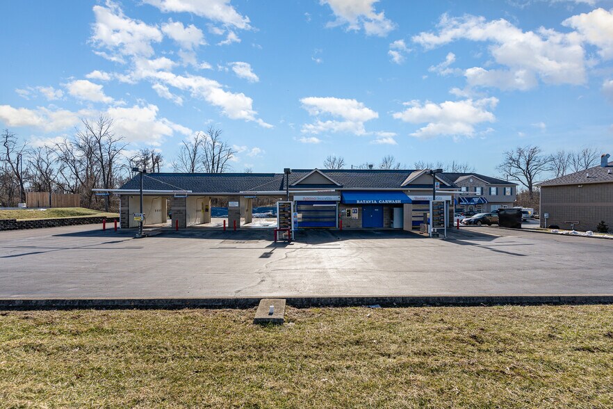 More Photos Of 1012 Hospital Dr, Batavia Carwash For Sale