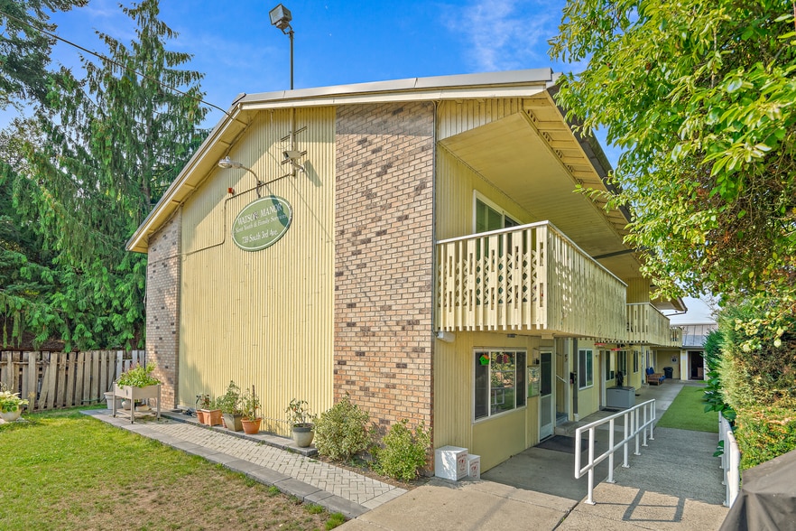 Primary Photo Of 739 S 3rd Ave, Kent Apartments For Sale