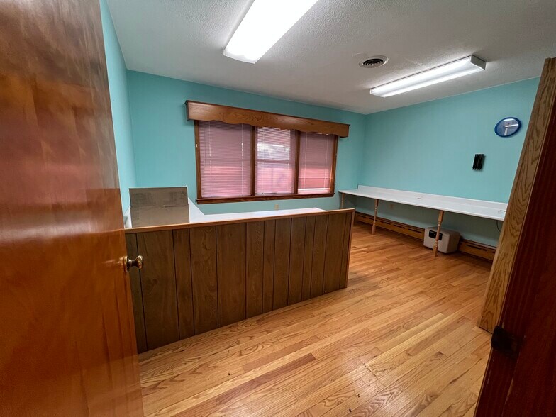 More Photos Of 2059 Baltimore Blvd, Finksburg Medical For Sale