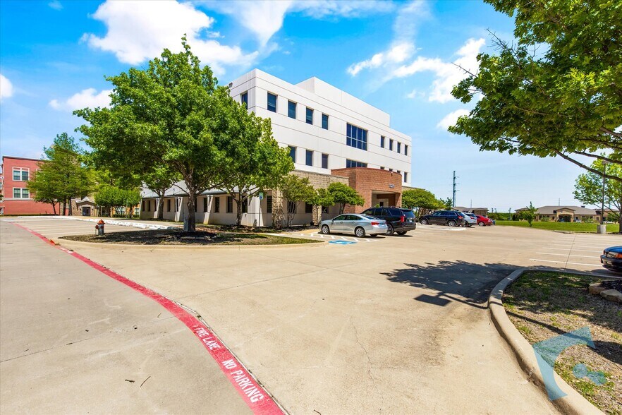 More Photos Of 1026 Texan Trl, Grapevine Loft Creative Space For Lease