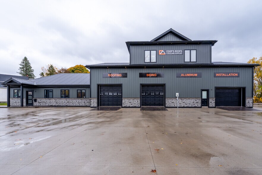 More Photos Of 76 Capron St, Paris Storefront Retail Residential For Sale