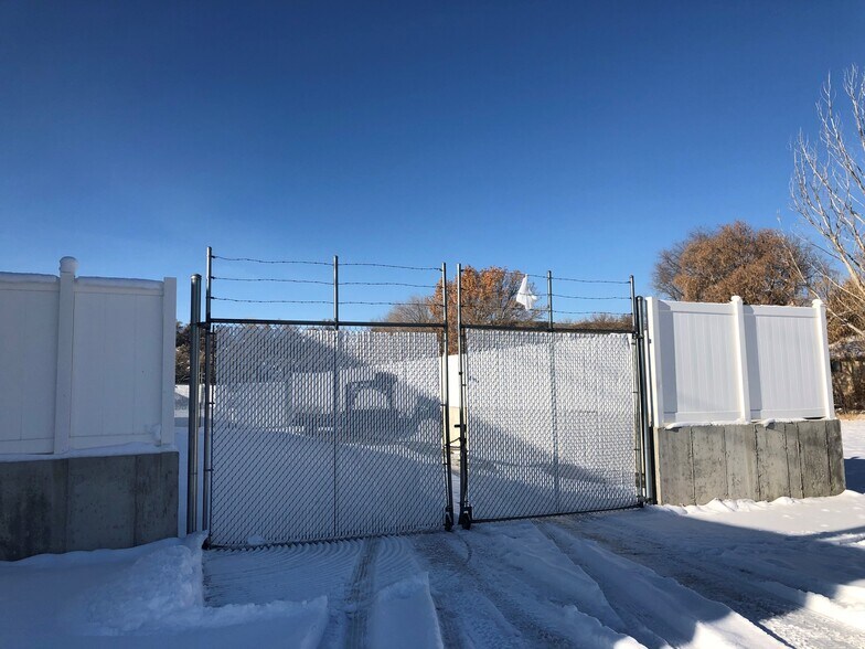 More Photos Of 1170 W Riverdale Rd, Ogden Freestanding For Lease