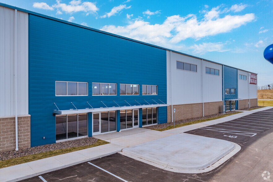More Photos Of 3327 Horizon Dr, Sheboygan Warehouse For Sale