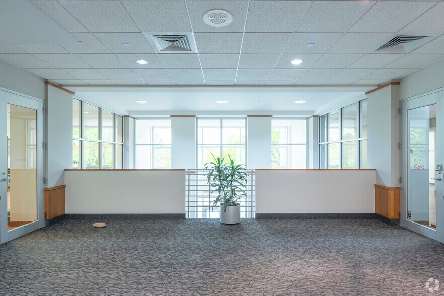 More Photos Of 7447 E Berry Ave, Greenwood Village Medical For Lease