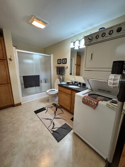 More Photos Of 112 Pleasant St NE, Preston Apartments For Sale