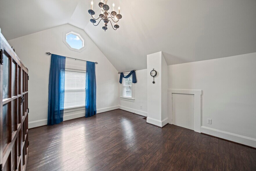 More Photos Of 7315 E Main St, Reynoldsburg Office For Sale