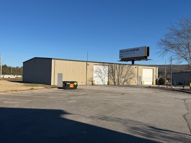 More Photos Of 5565 Highway 53, Harvest Warehouse For Lease