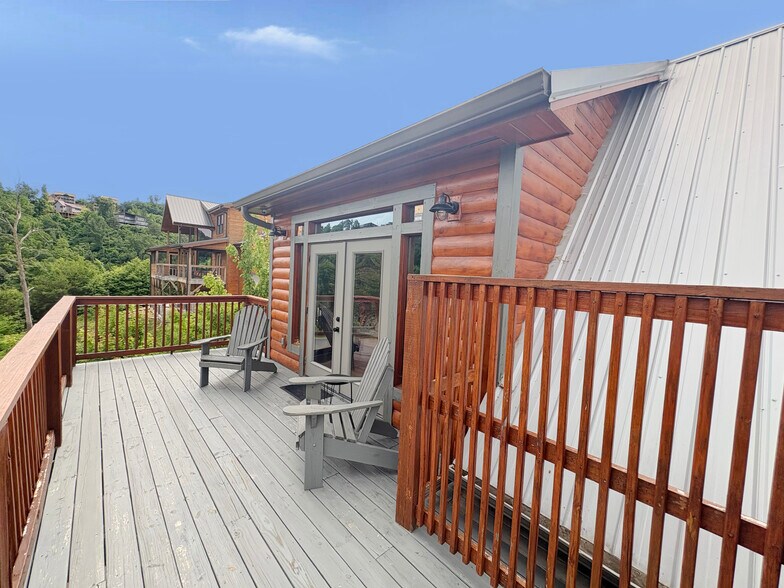 More Photos Of 433 Red Hawk Way, Gatlinburg Specialty For Sale
