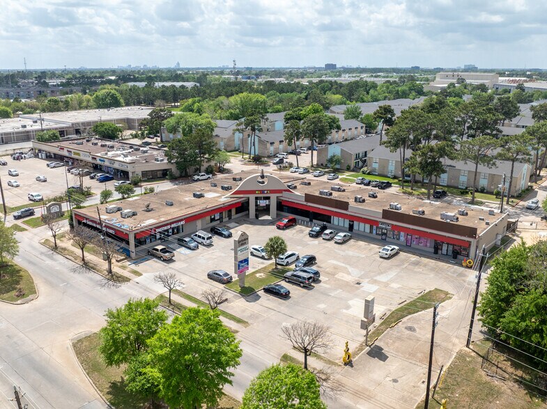 More Photos Of 6501 Antoine, Houston Unknown For Lease