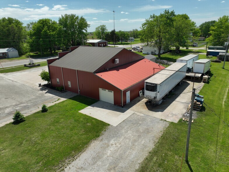 More Photos Of 100 W Pleasant, Cincinnati General Retail For Sale
