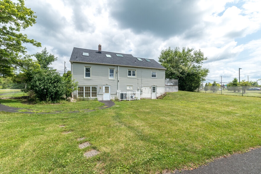 More Photos Of 4018 Durham Rd, Ottsville Storefront Retail Office For Sale