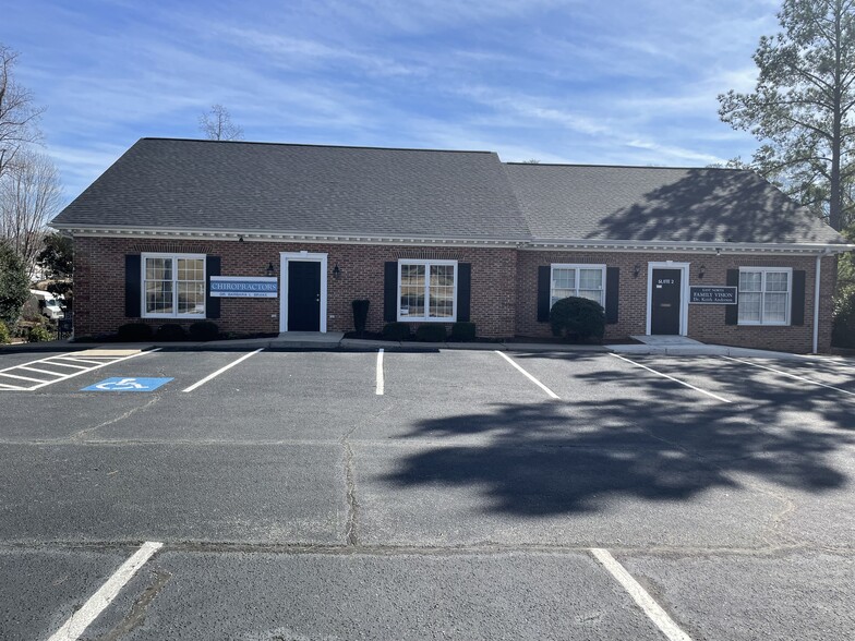 Primary Photo Of 4010 E North St, Greenville Office For Lease