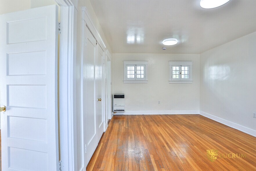More Photos Of 2867-2873 Edgehill Dr, Los Angeles Apartments For Sale