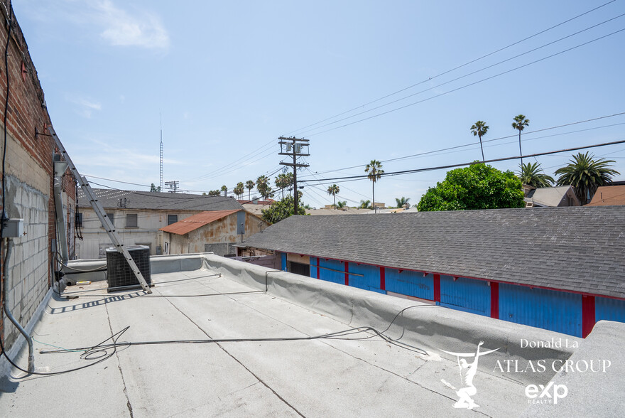 More Photos Of 115 N Western Ave, Los Angeles Storefront For Sale